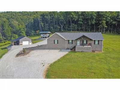 Home For Sale in Jamestown, Tennessee