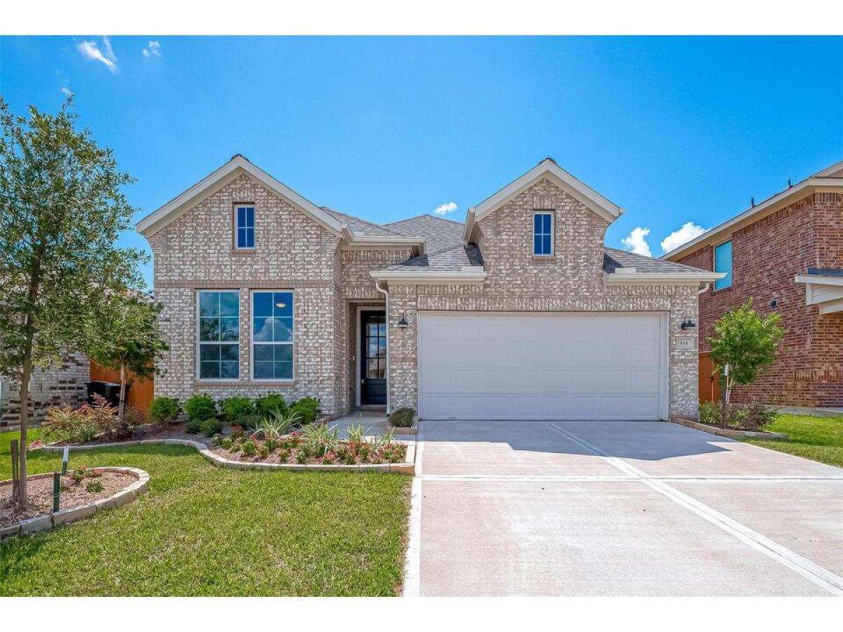 Picture of Home For Sale in Beasley, Texas, United States