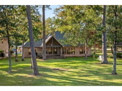 Home For Sale in Montgomery, Texas