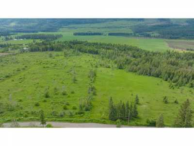 Residential Land For Sale in Cherryville, Canada