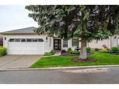 Home For Sale in Vernon, Canada