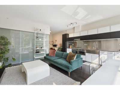 Condo For Sale in Vancouver, Canada