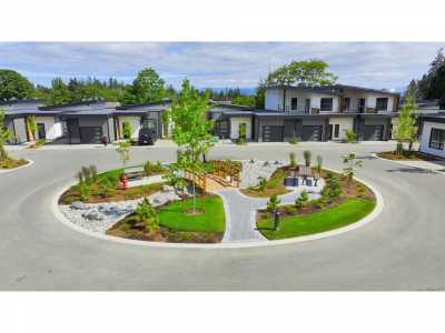 Home For Sale in Parksville, Canada