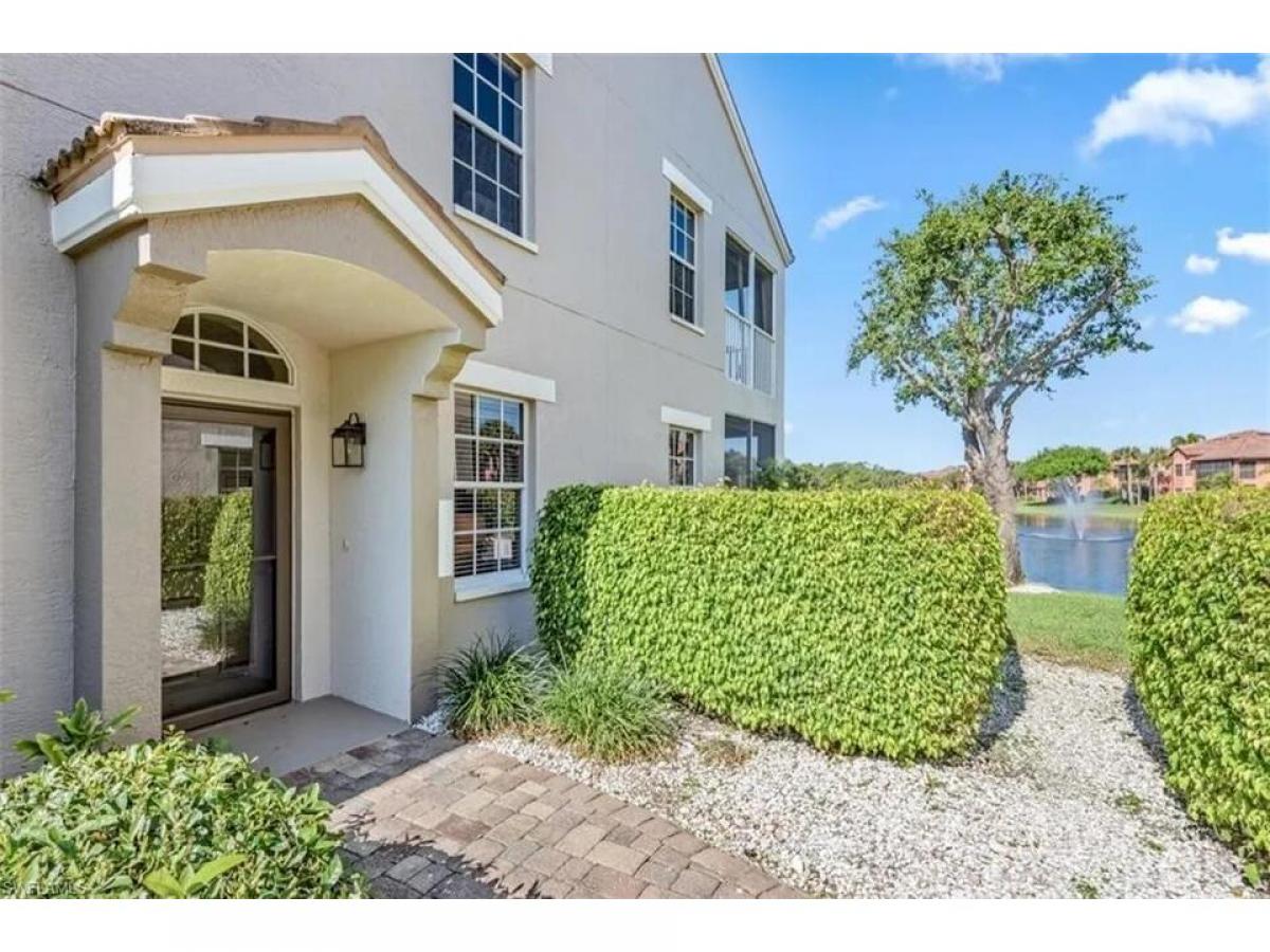 Picture of Condo For Sale in Naples, Florida, United States