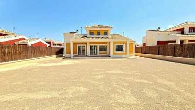 Villa For Sale in 