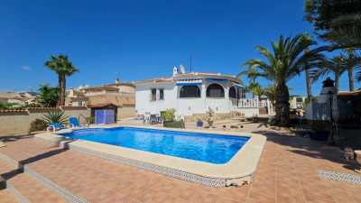 Villa For Sale in 