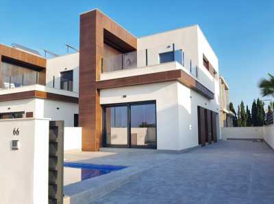 Villa For Sale in 