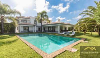 Villa For Sale in Vila Sol, Portugal