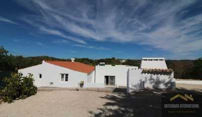 Villa For Sale in Sao Bras de Alportel, Portugal