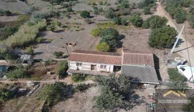 Farm For Sale in Budens, Portugal