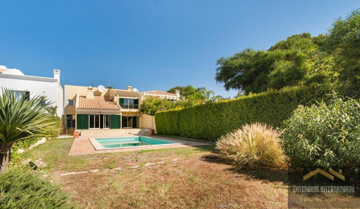 Picture of Villa For Sale in Vilamoura, Algarve, Portugal