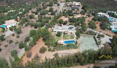 Villa For Sale in 