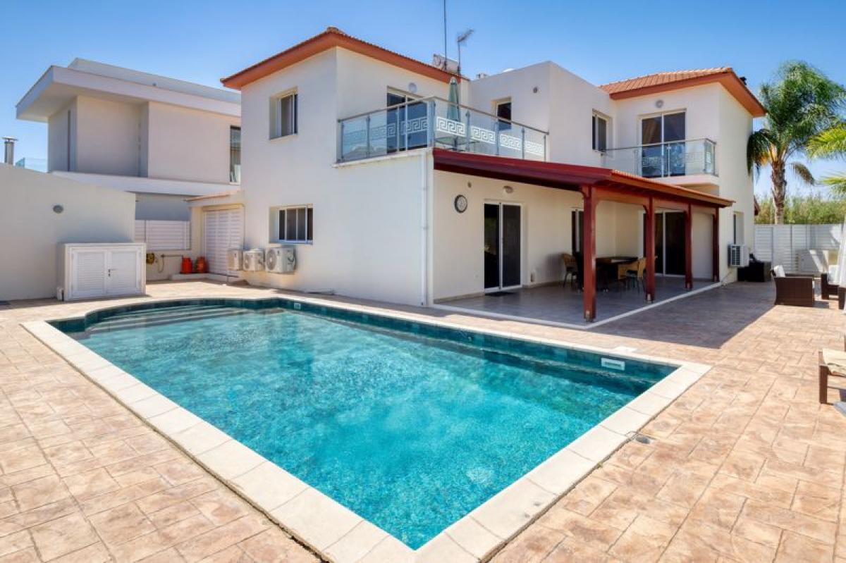 Picture of Villa For Sale in Kiti, Larnaca, Cyprus