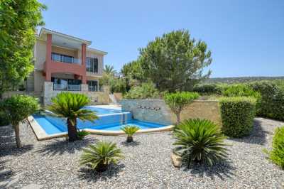 Villa For Sale in 