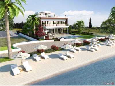 Villa For Sale in Oroklini, Cyprus