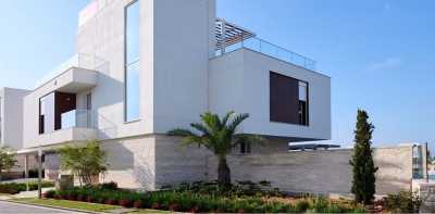 Villa For Sale in 