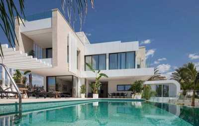 Villa For Sale in Kalogiroi, Cyprus