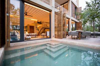 Home For Sale in Playa del Carmen, Mexico