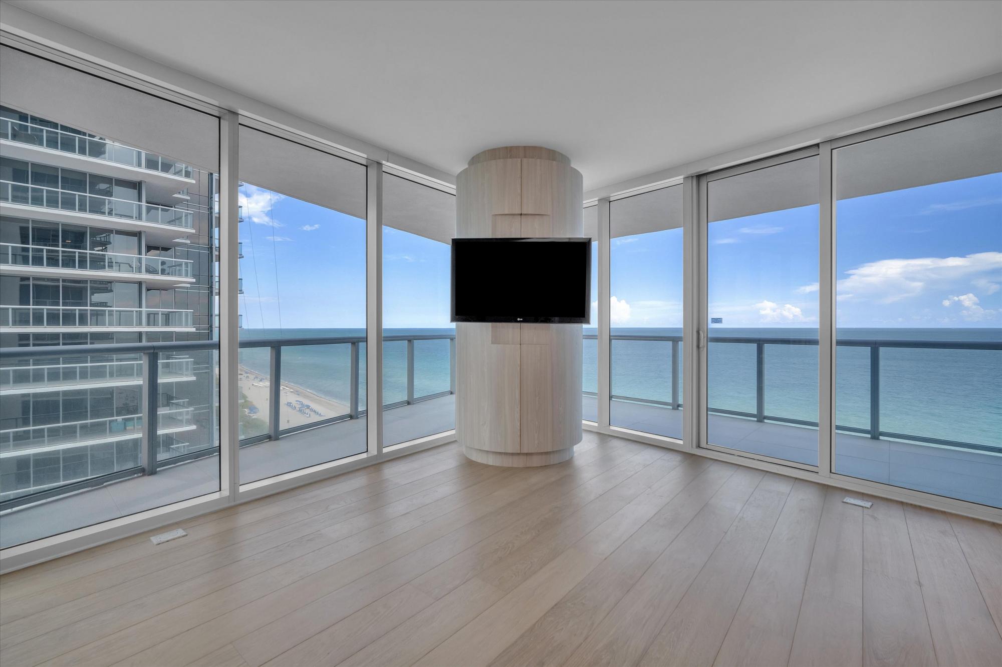 Home For Sale in Sunny Isles, Florida, United States