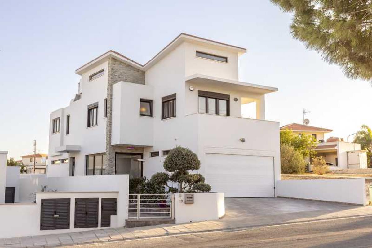 Picture of Villa For Sale in Aradippou, Larnaca, Cyprus