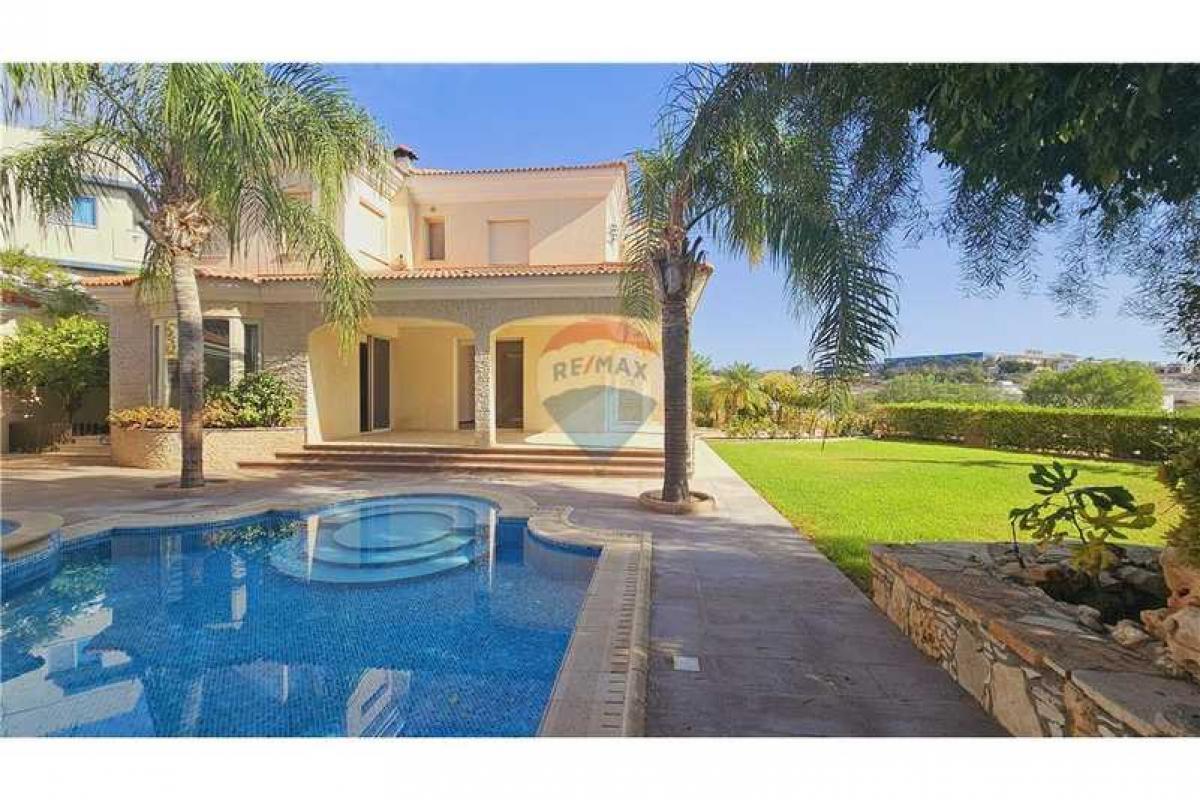 Picture of Villa For Sale in Ypsonas, Limassol, Cyprus