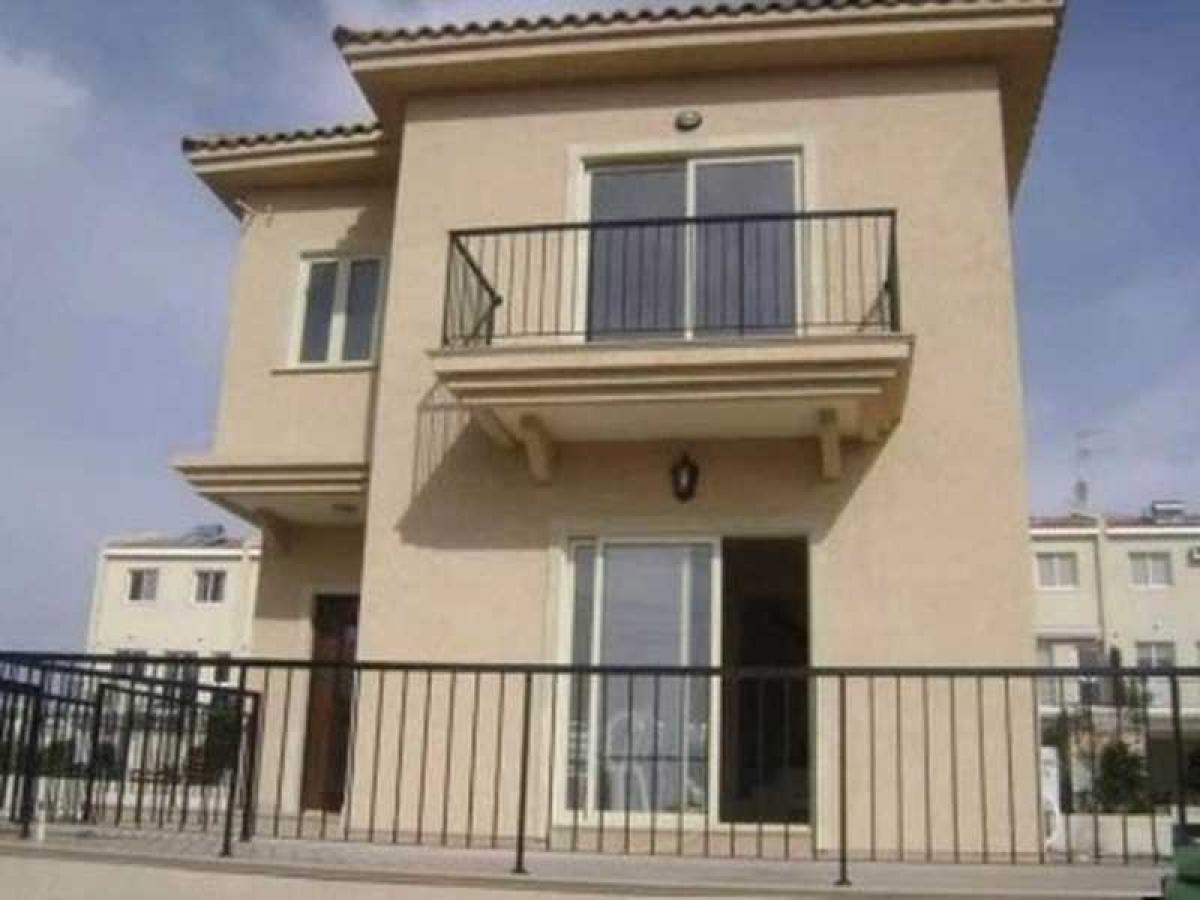 Picture of Home For Sale in Kolossi, Limassol, Cyprus