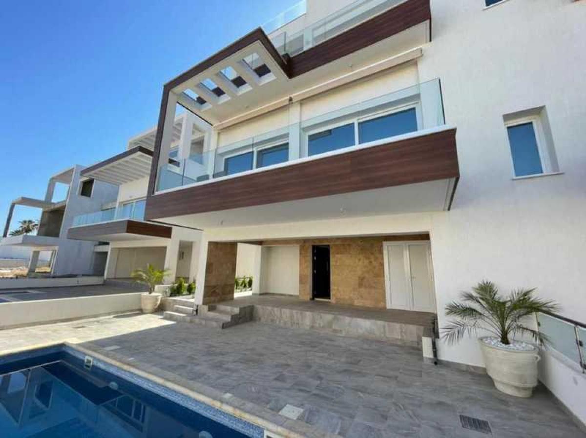 Picture of Home For Sale in Kissonerga, Paphos, Cyprus