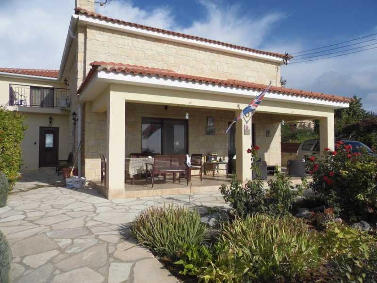 Picture of Villa For Sale in Anogyra, Limassol, Cyprus