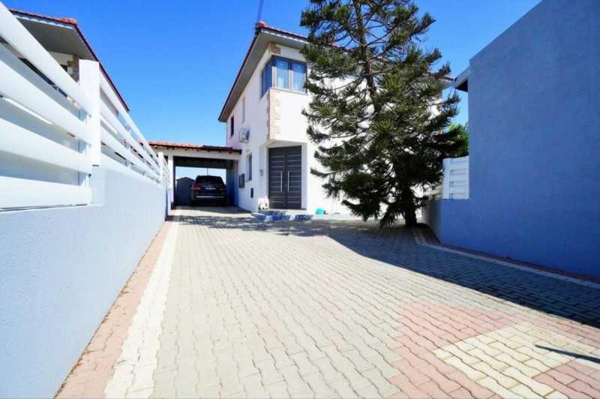 Picture of Villa For Sale in Kiti, Larnaca, Cyprus