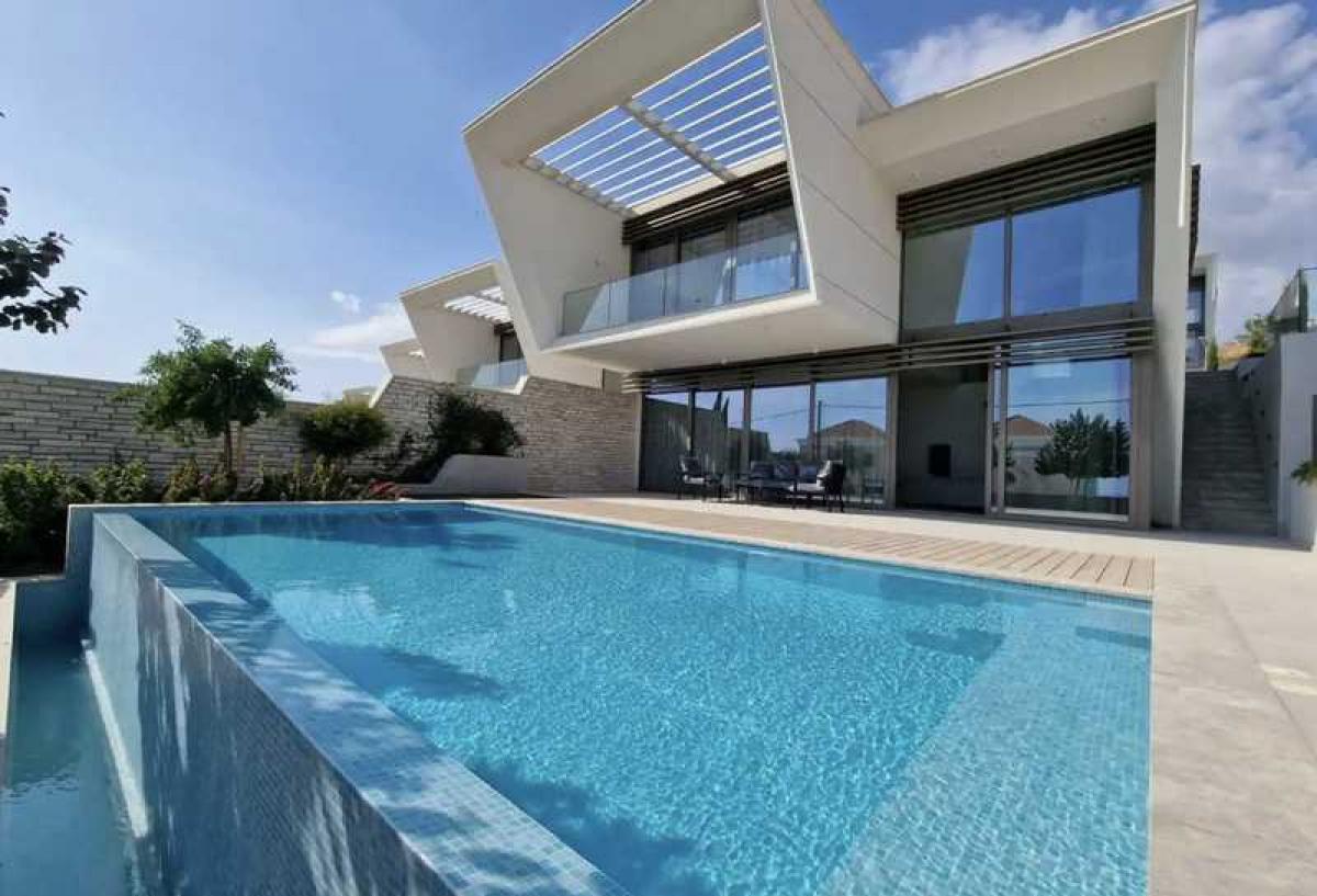 Picture of Villa For Sale in Mouttagiaka, Limassol, Cyprus