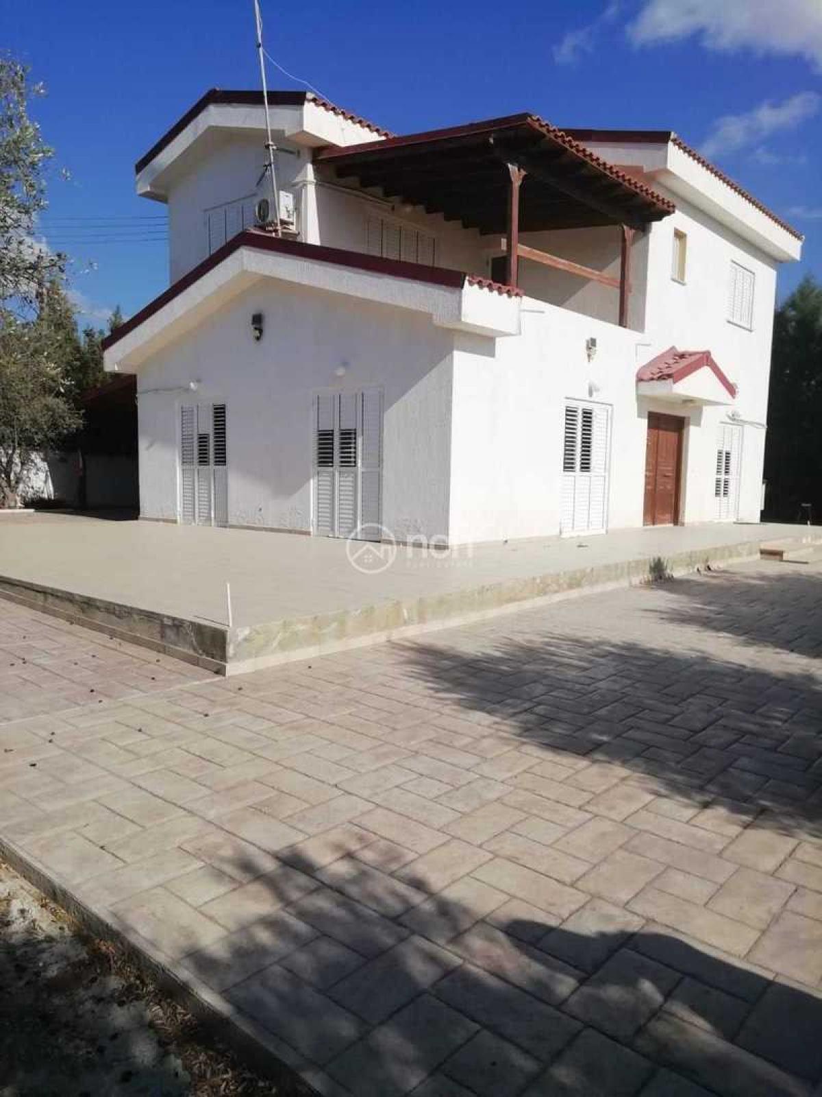 Picture of Home For Sale in Moni, Limassol, Cyprus