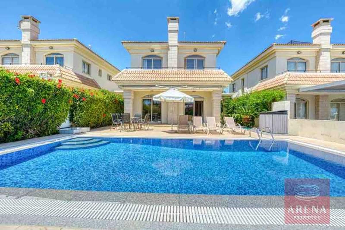 Picture of Villa For Sale in Kapparis, Famagusta, Cyprus