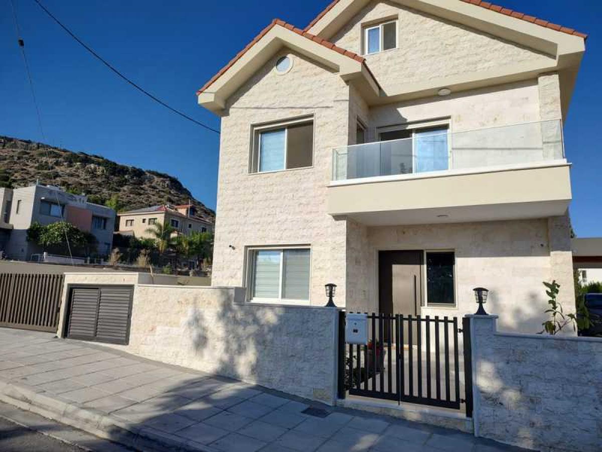 Picture of Home For Sale in Palodeia, Limassol, Cyprus