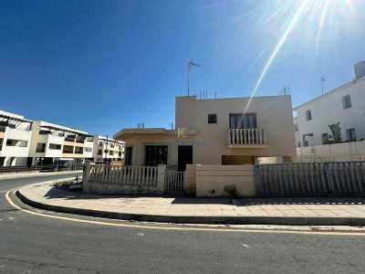 Home For Sale in Tersefanou, Cyprus