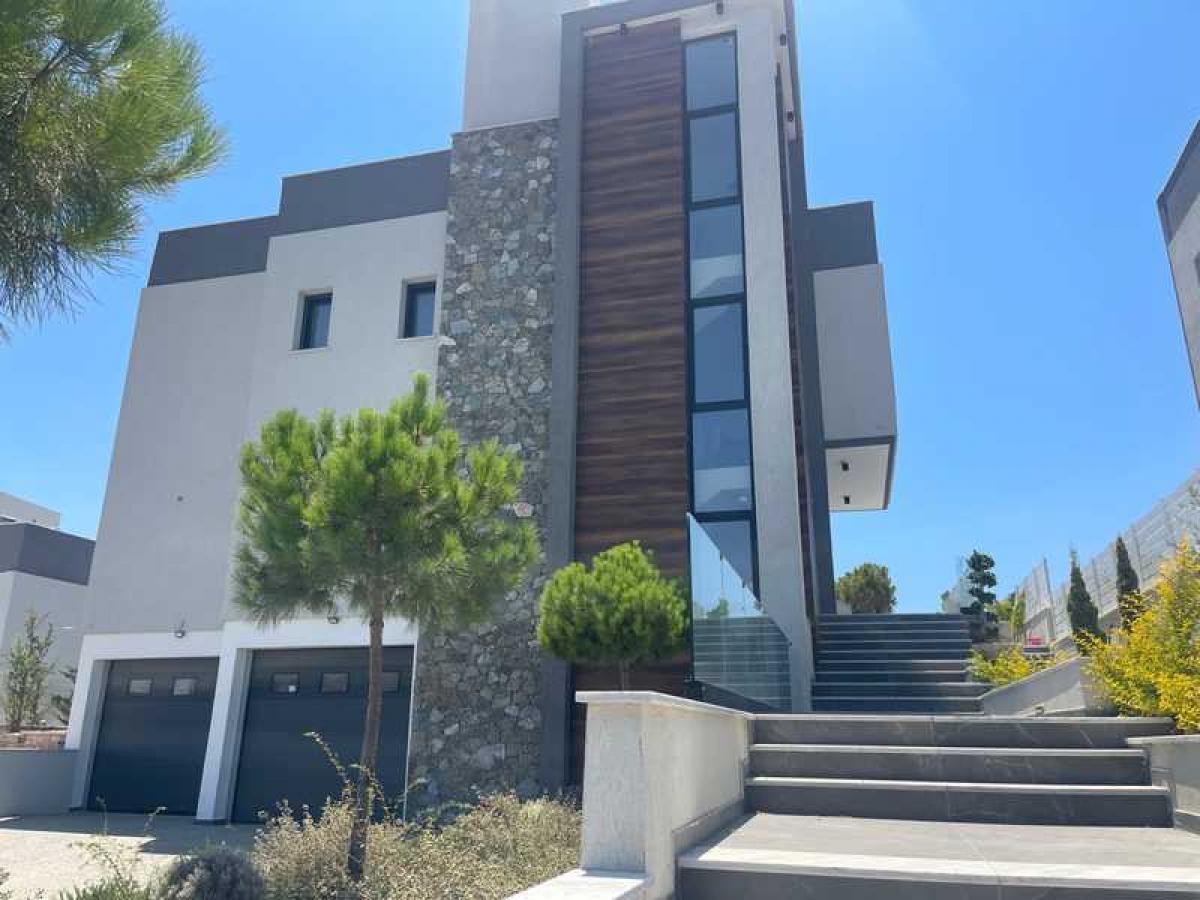 Picture of Villa For Sale in Parekklisia, Limassol, Cyprus