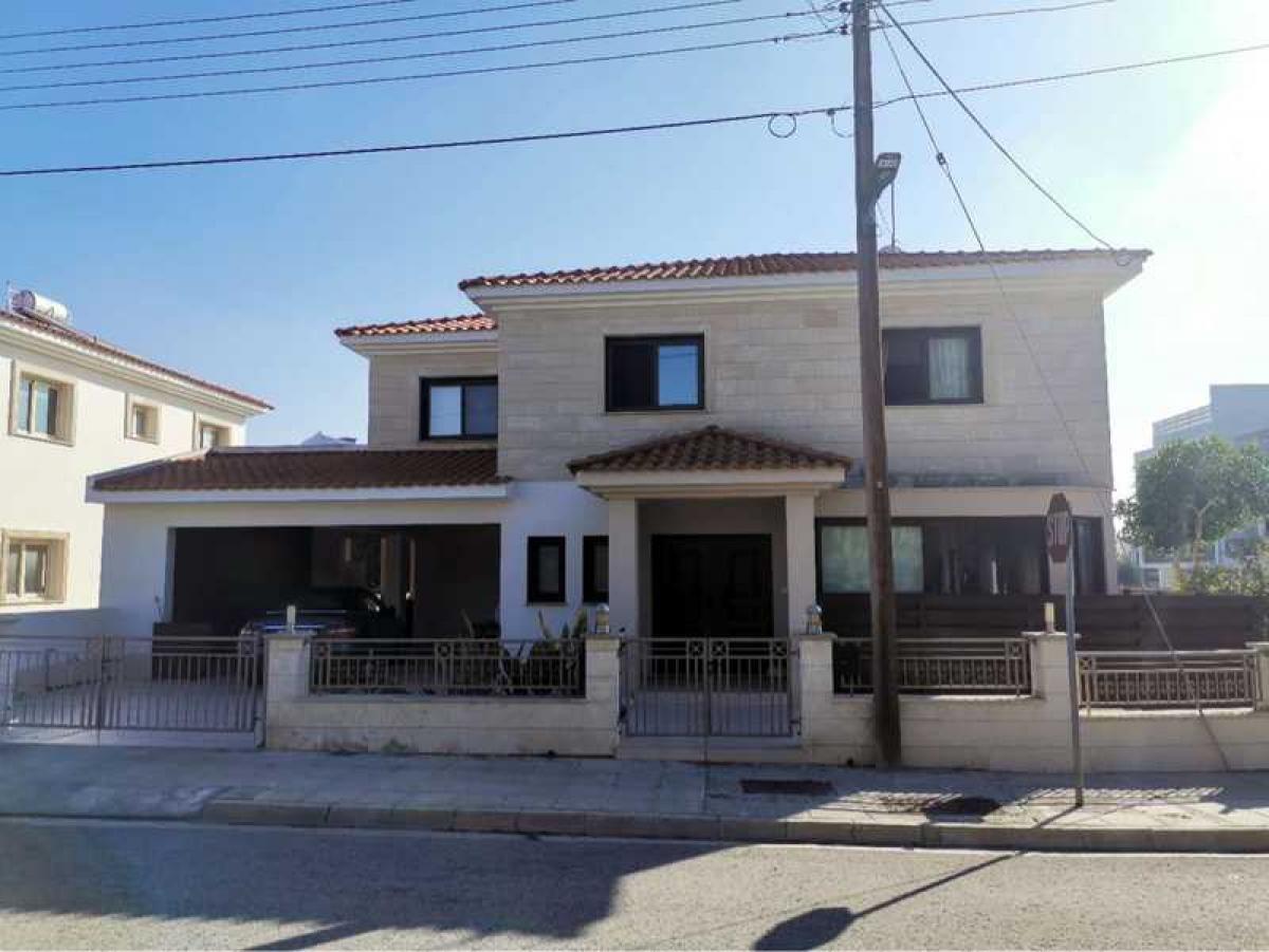 Picture of Villa For Sale in Nicosia, Nicosia, Cyprus