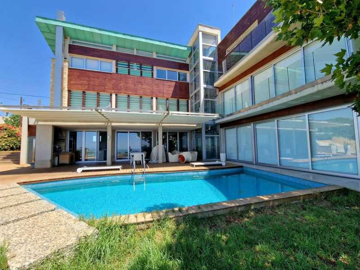 Picture of Villa For Sale in Limassol, Limassol, Cyprus