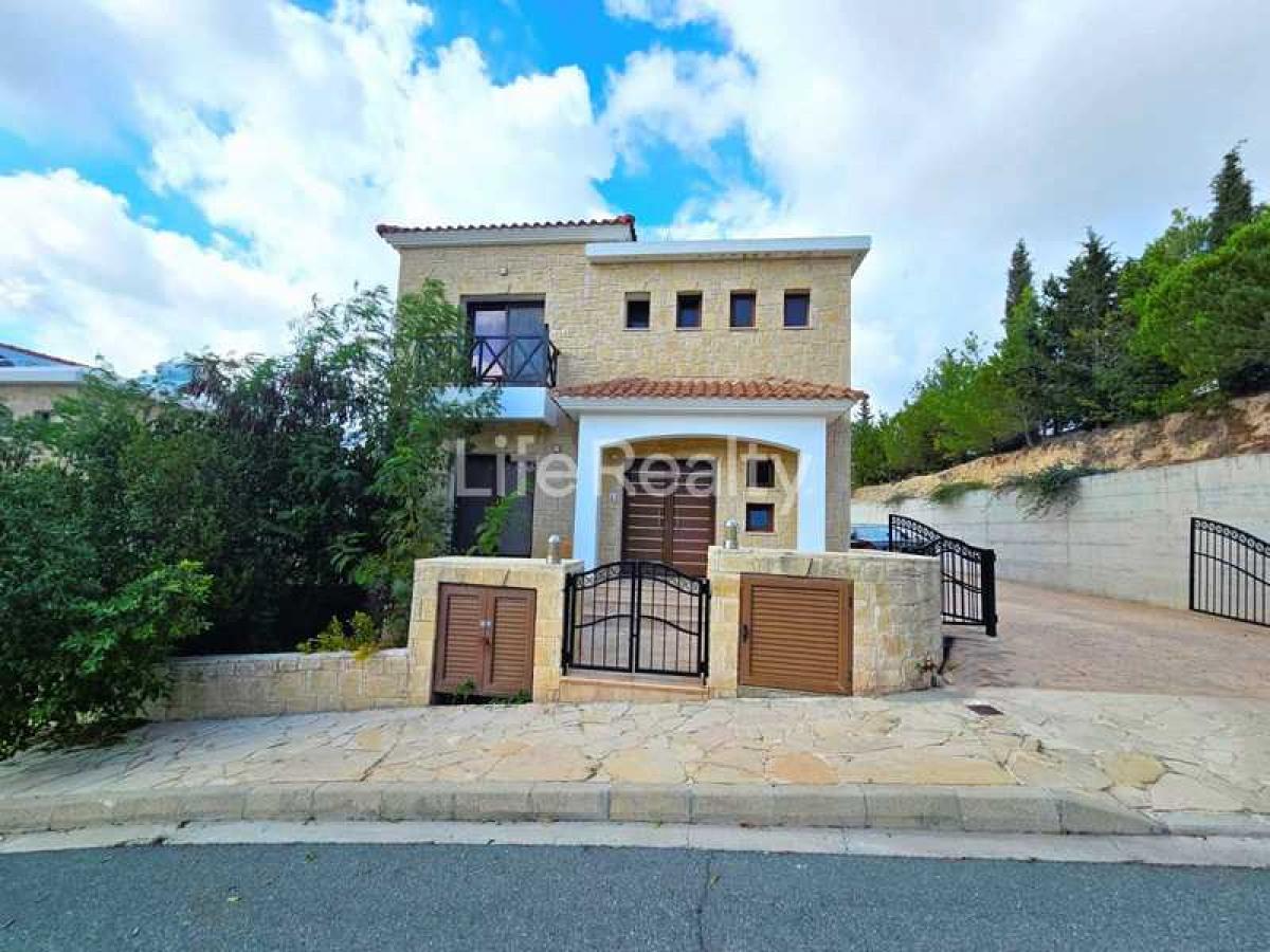 Picture of Home For Sale in Laneia, Limassol, Cyprus