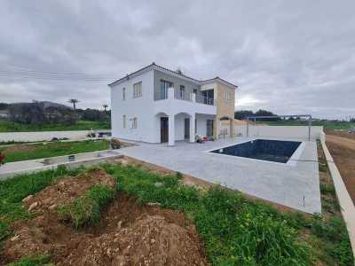 Villa For Sale in Kissonerga, Cyprus