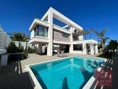 Villa For Sale in Pernera, Cyprus