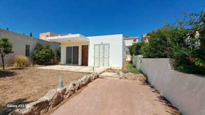 Home For Sale in Chlorakas, Cyprus