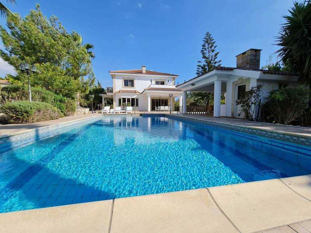 Picture of Villa For Sale in Pyrgos Lemesou, Limassol, Cyprus