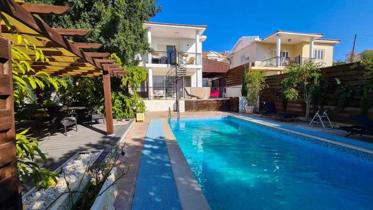 Picture of Villa For Sale in Parekklisia, Limassol, Cyprus