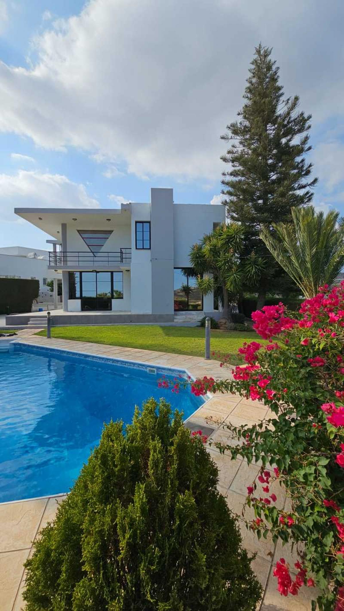 Picture of Home For Sale in Palodeia, Limassol, Cyprus