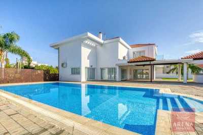 Villa For Sale in Agia Napa, Cyprus