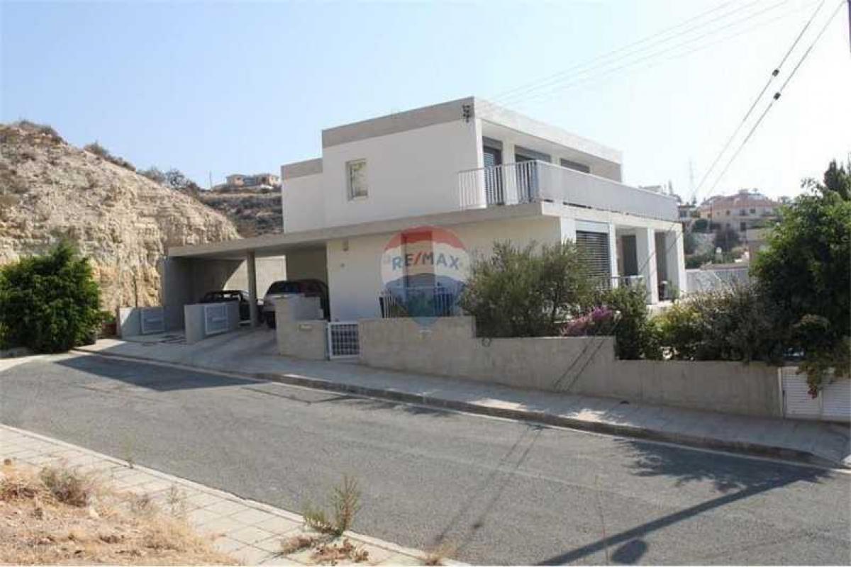 Picture of Villa For Sale in Ekali, Limassol, Cyprus