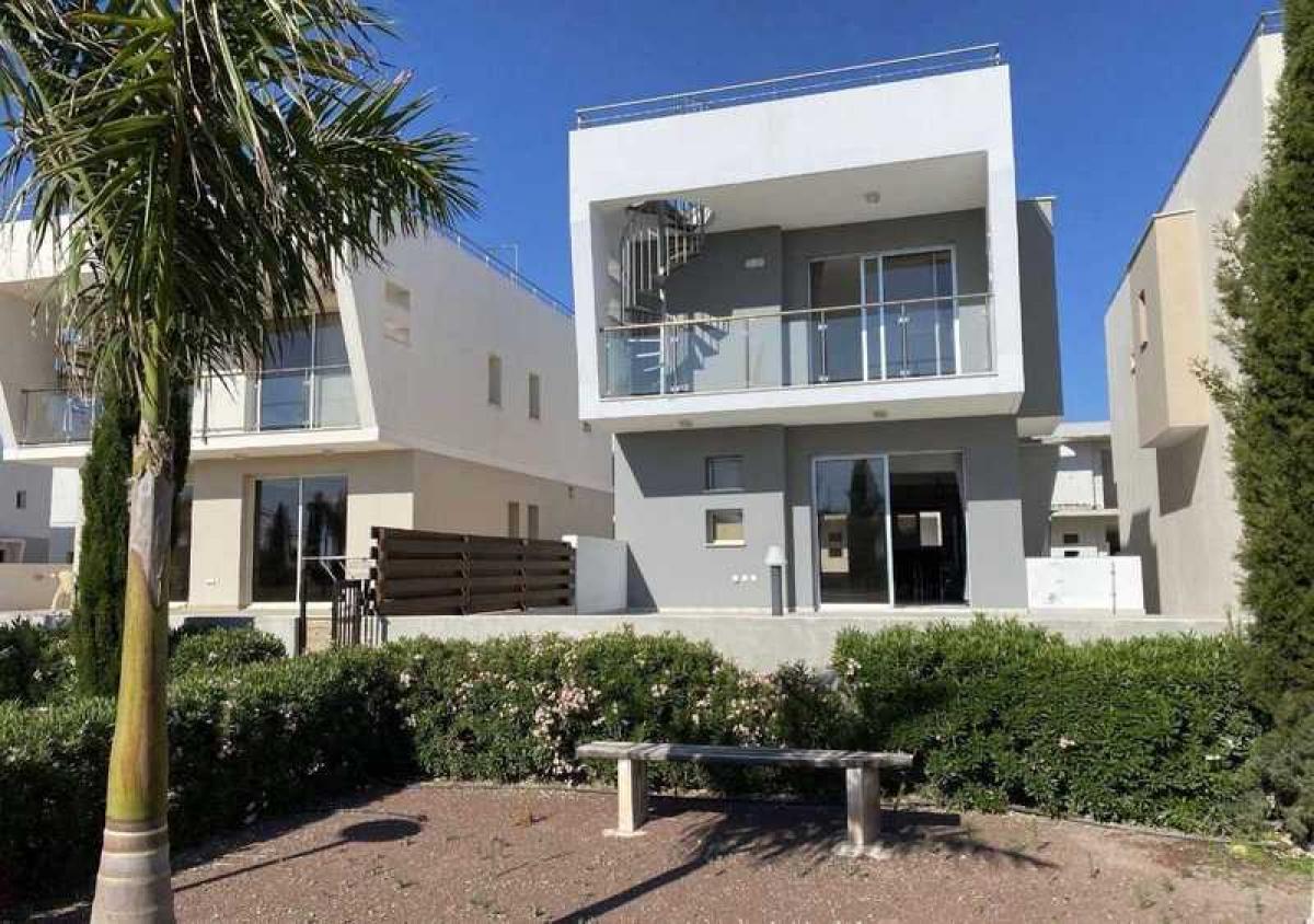 Picture of Home For Sale in Chlorakas, Paphos, Cyprus