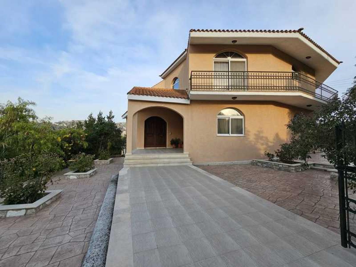 Picture of Villa For Sale in Asgata, Limassol, Cyprus