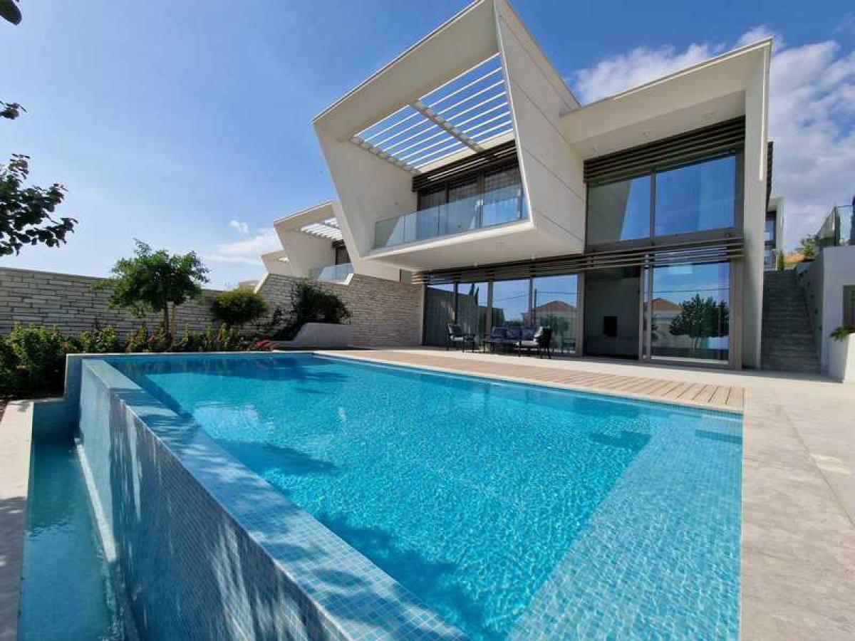 Picture of Villa For Sale in Mouttagiaka, Limassol, Cyprus