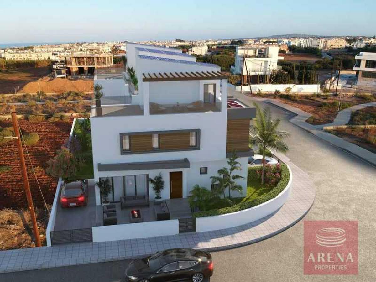 Picture of Villa For Sale in Kapparis, Famagusta, Cyprus